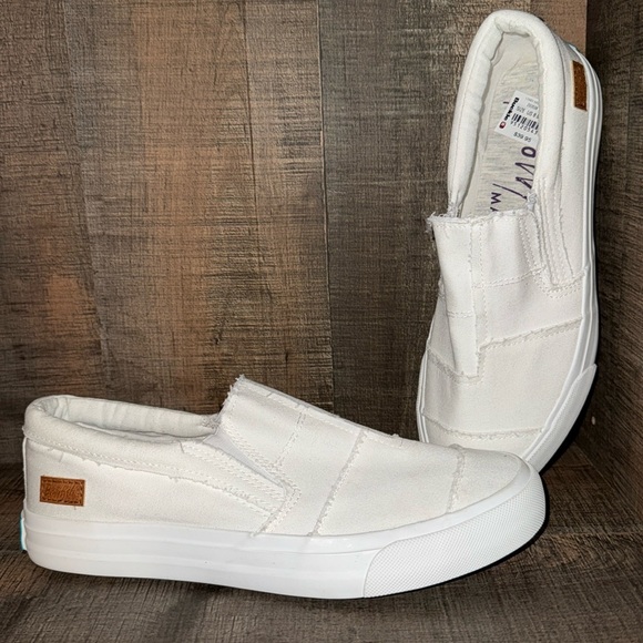 BLOWFISH MALIBU Sneakers- size 8 - Picture 1 of 8